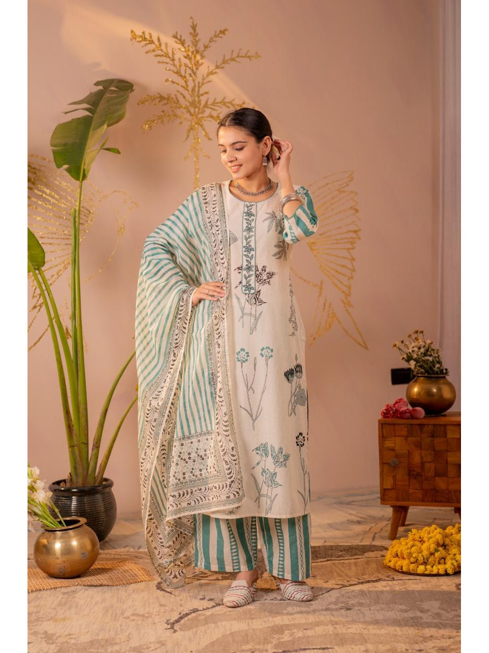 Ethnic Sets by Brisora