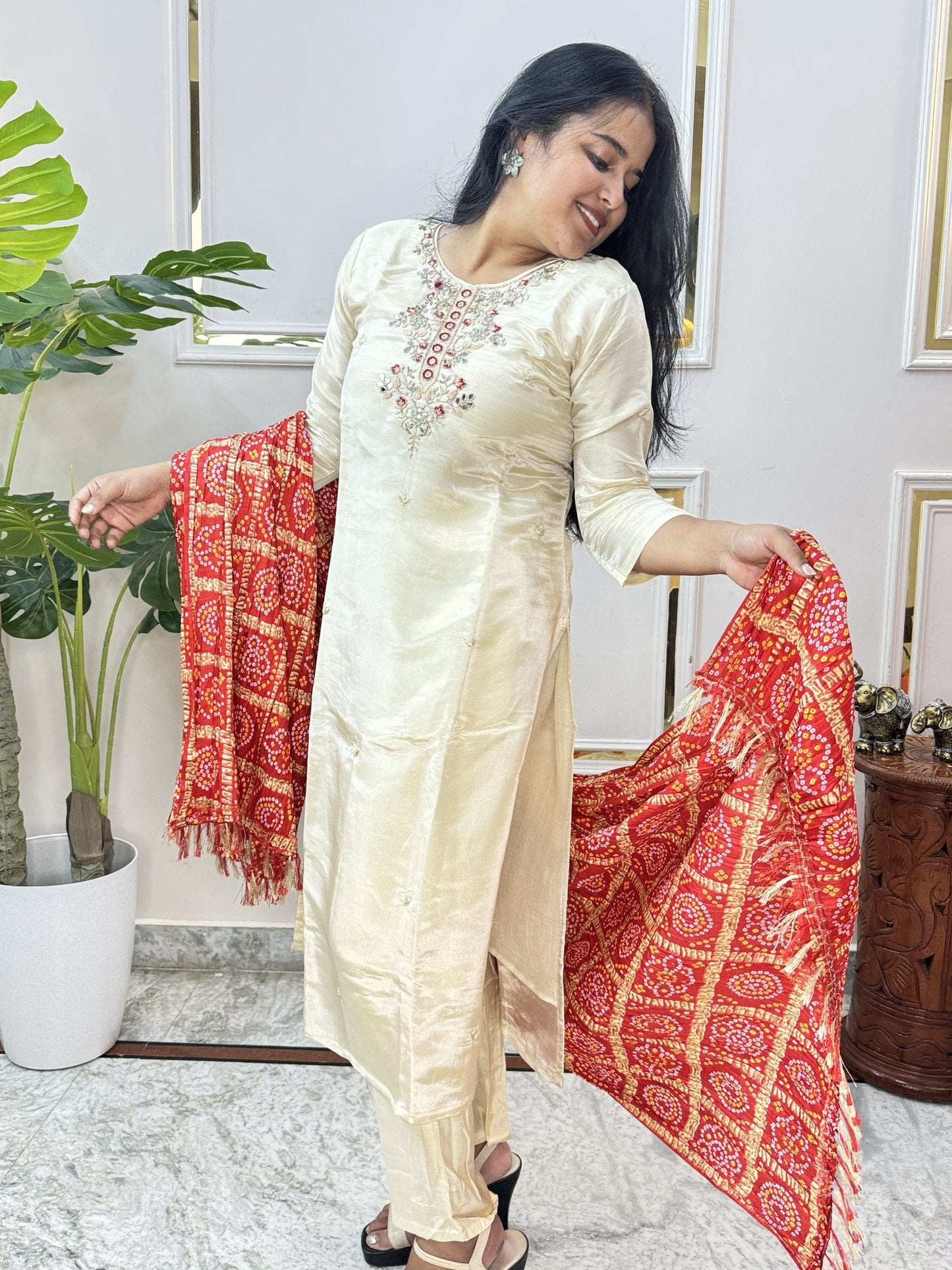 Cream Chanderi Kurta Set with Bandhani Dupatta - Brisora, view 7 of 10