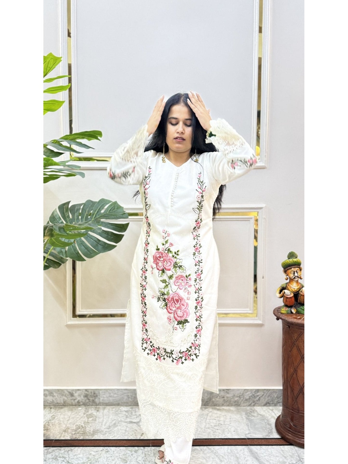 Cream Rose Embroidered Kurta Set - Brisora, view 5 of 9