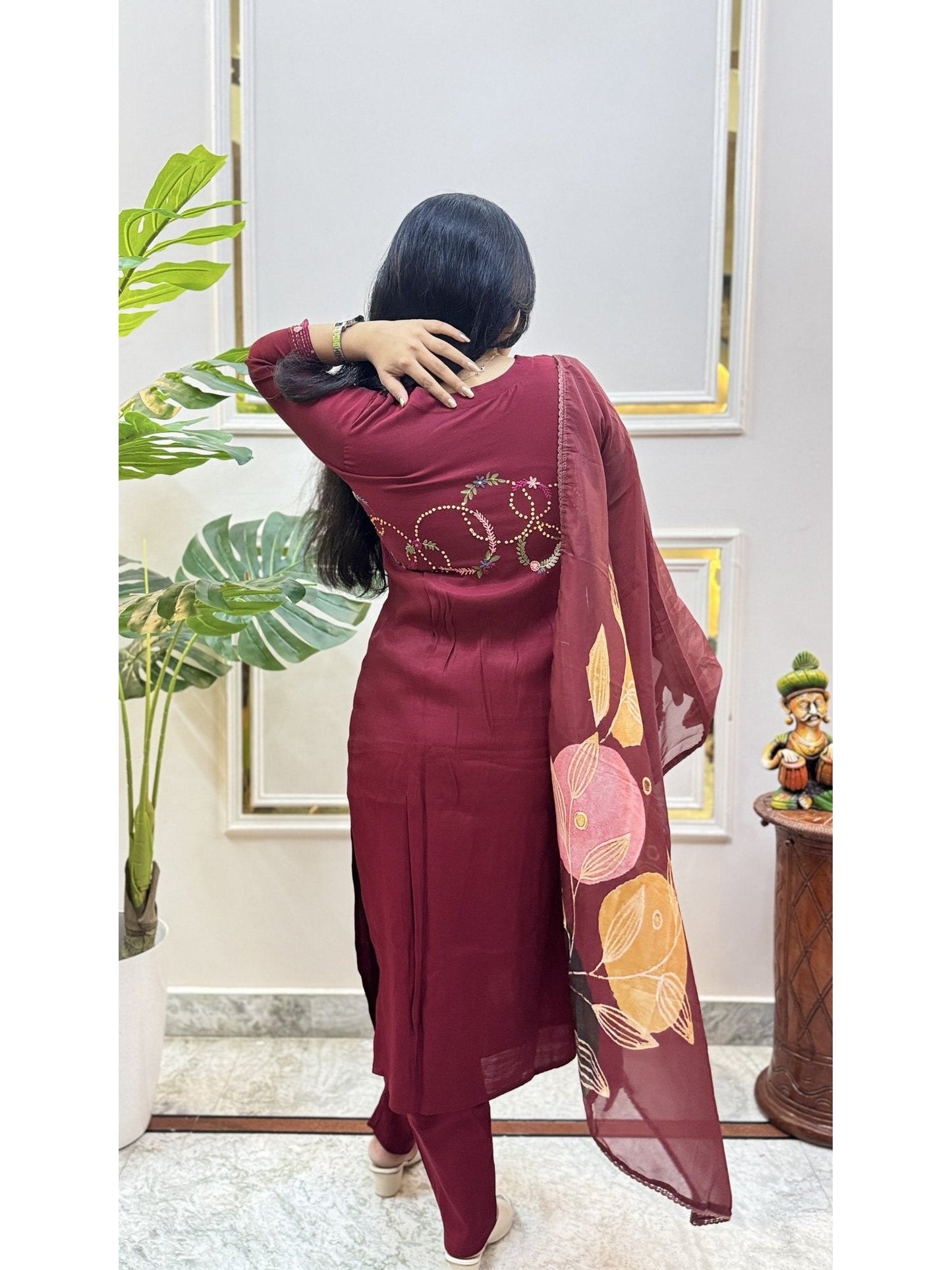Maroon Kurta Set with Contrast Printed Dupatta - Brisora, view 3 of 5