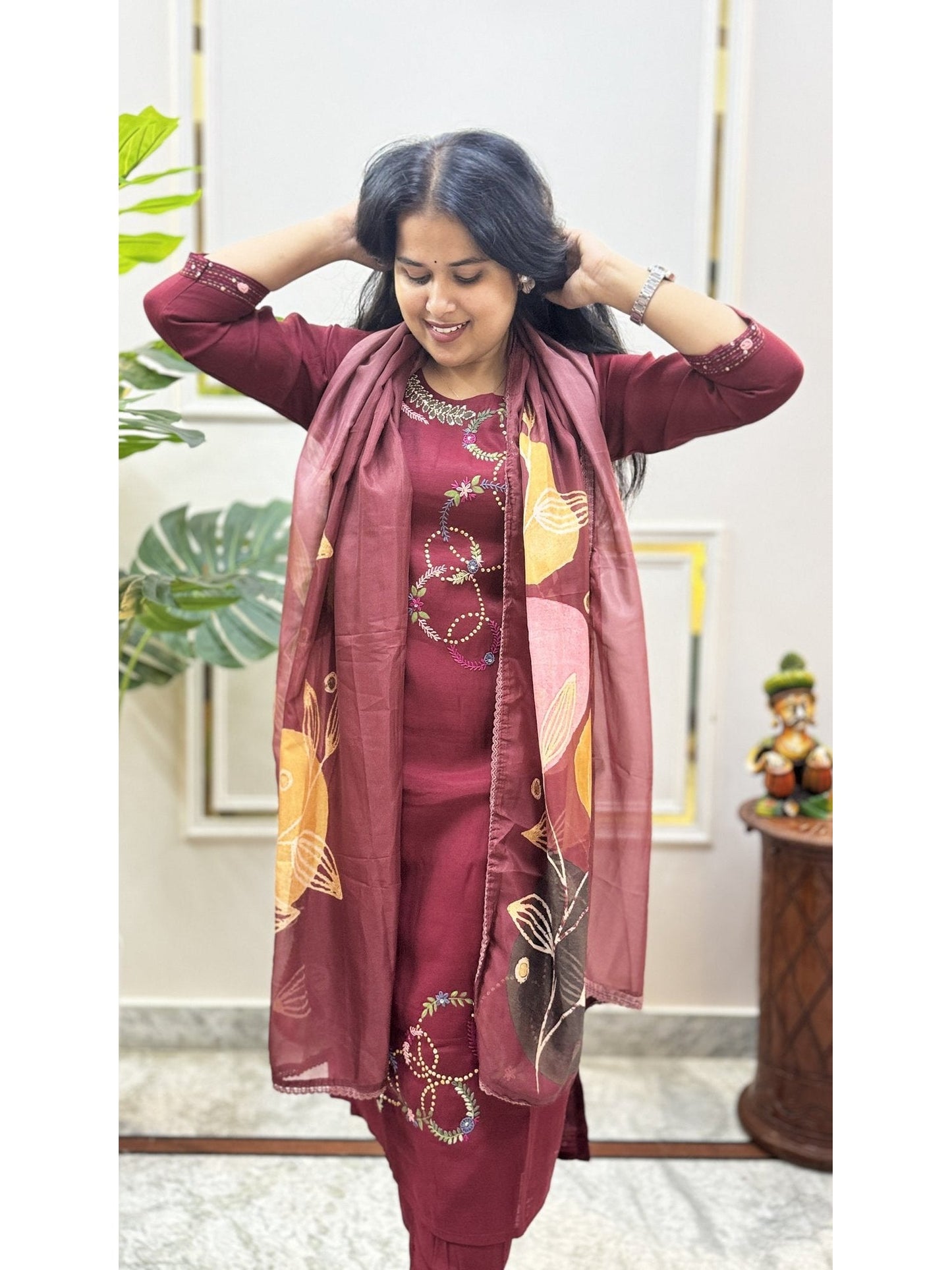 Maroon Kurta Set with Contrast Printed Dupatta - Brisora, view 5 of 5