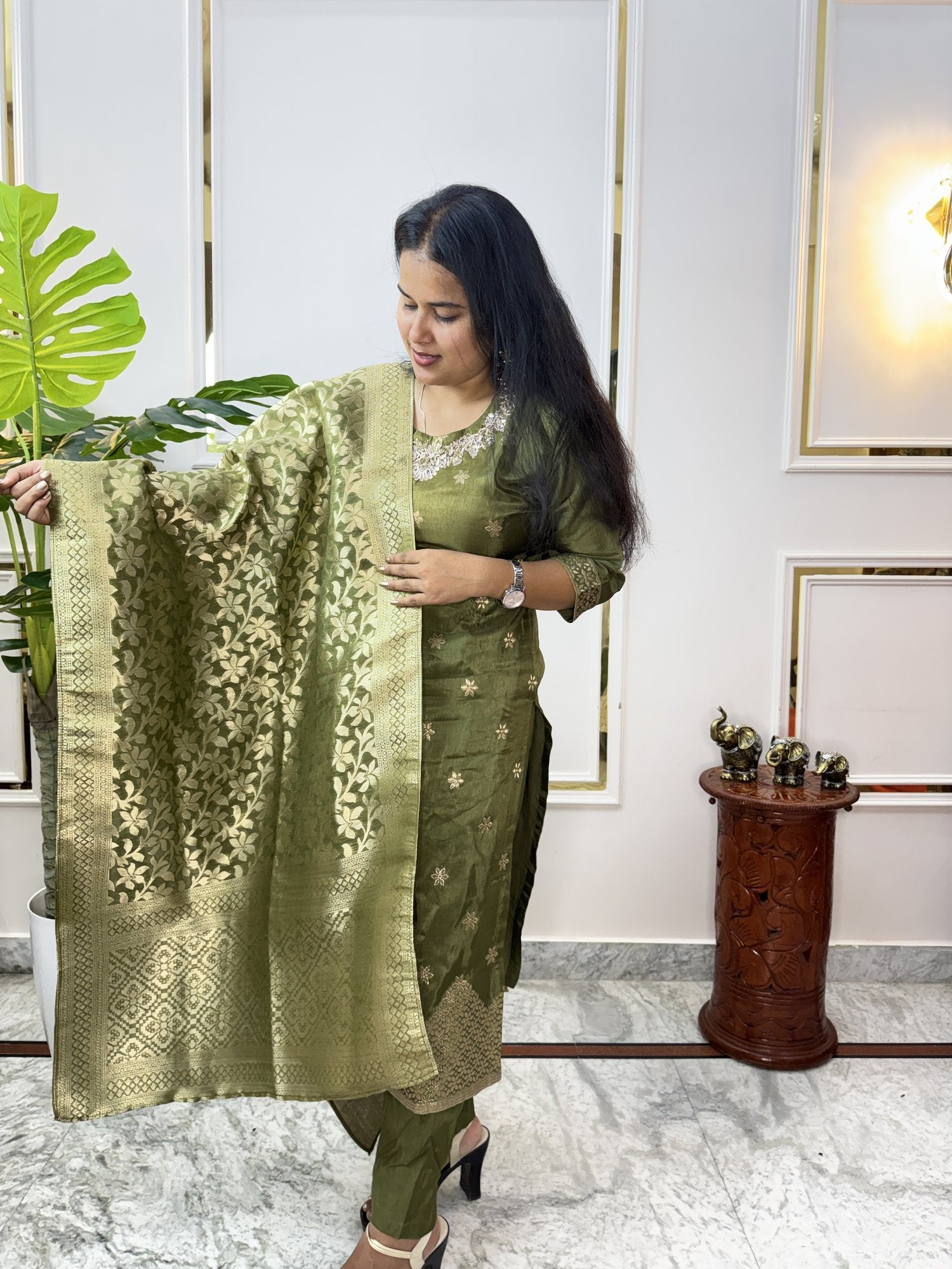 Mehendi Green Tissue Chanderi Kurta Set - Brisora, view 5 of 9