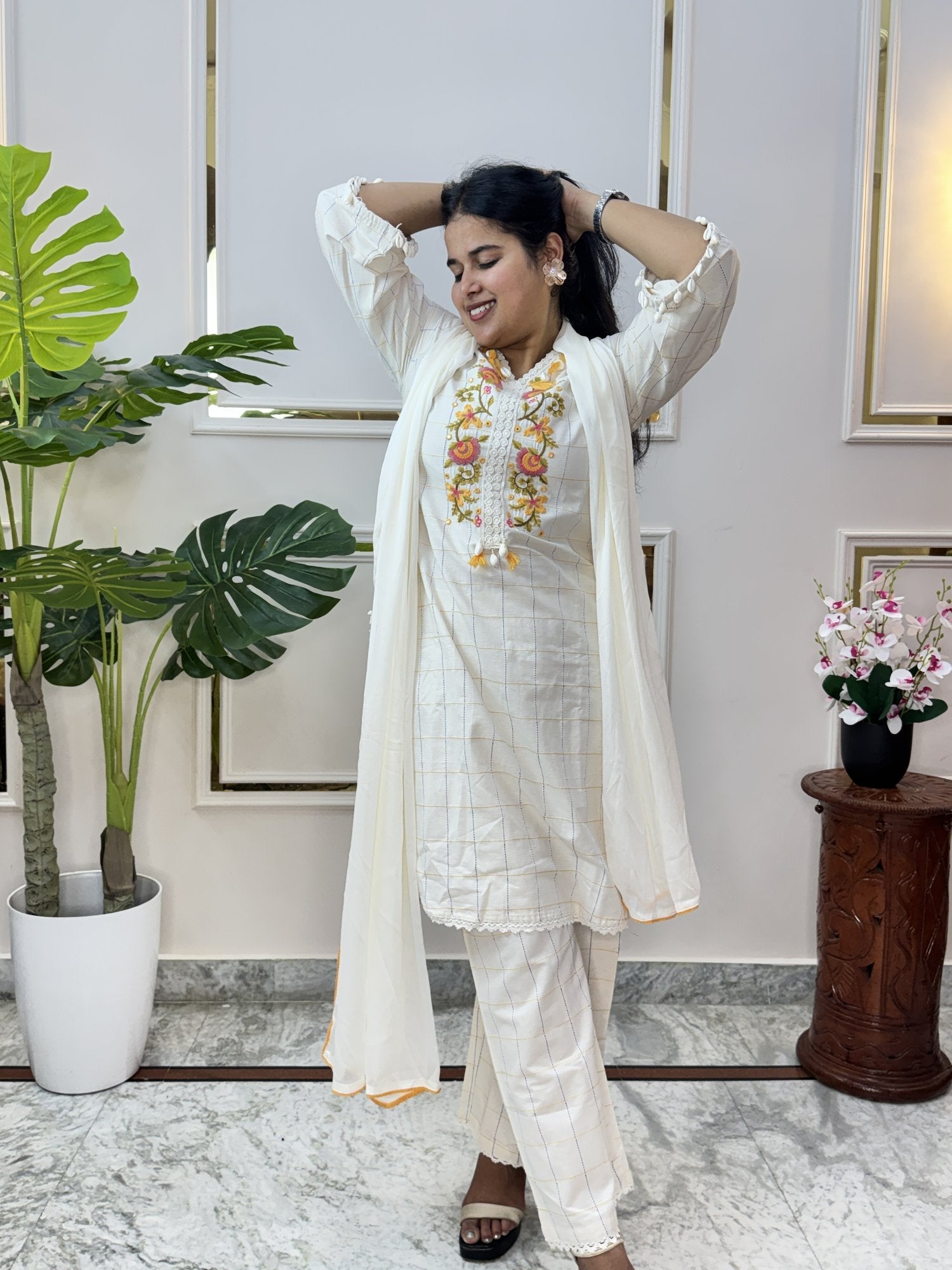 Off-White Self-Check Cotton Kurta Set with Floral Embroidery - Brisora, view 8 of 10
