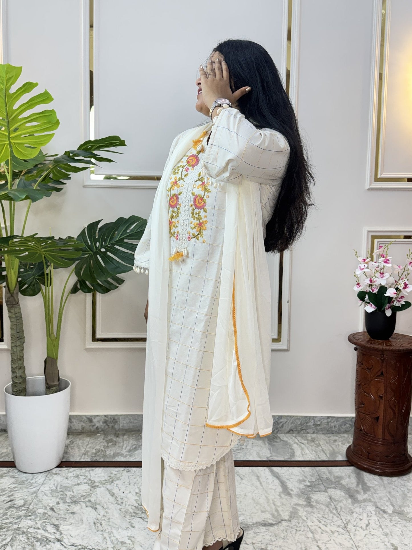 Off-White Self-Check Cotton Kurta Set with Floral Embroidery - Brisora, view 10 of 10